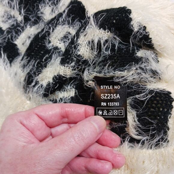 POL Cream Eyelash Leopard Print Pullover NWOT - Picture 11 of 12